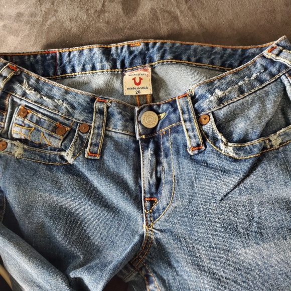 New w/o Tags True Religion Flare Leg Medium Wash Jeans - Picture 2 of 6